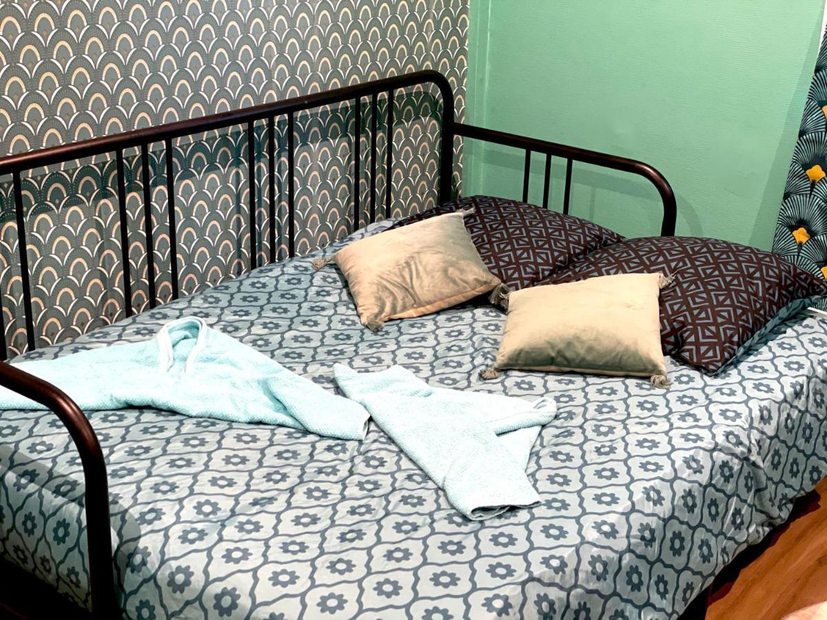 Capstay Color Valenciennes & Netflix Trith-Saint-Leger Bagian luar foto
