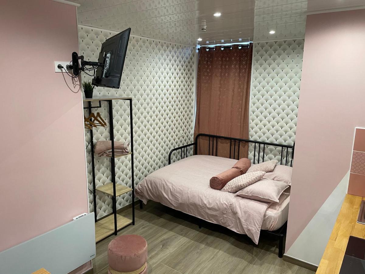 Capstay Color Valenciennes & Netflix Trith-Saint-Leger Bagian luar foto