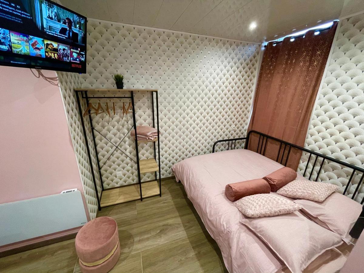 Capstay Color Valenciennes & Netflix Trith-Saint-Leger Bagian luar foto