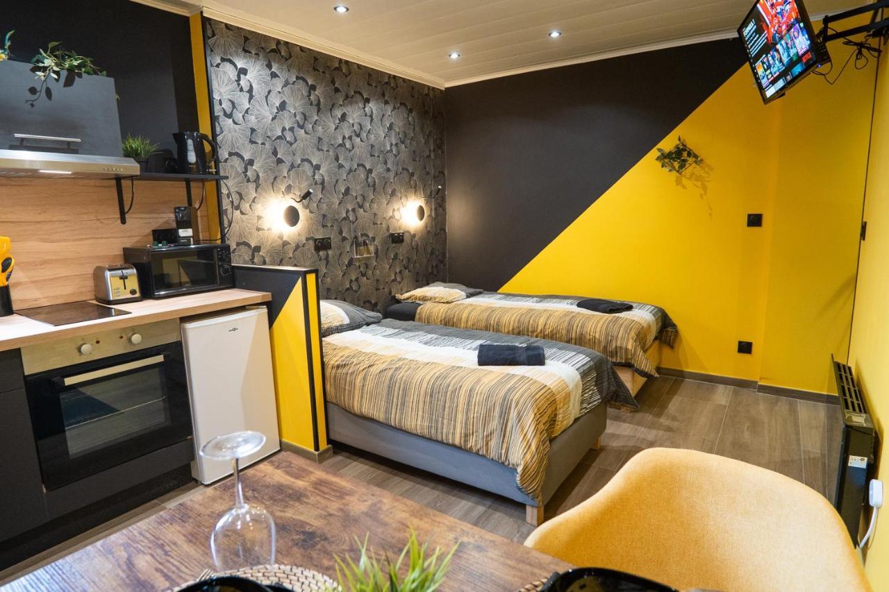 Capstay Color Valenciennes & Netflix Trith-Saint-Leger Bagian luar foto