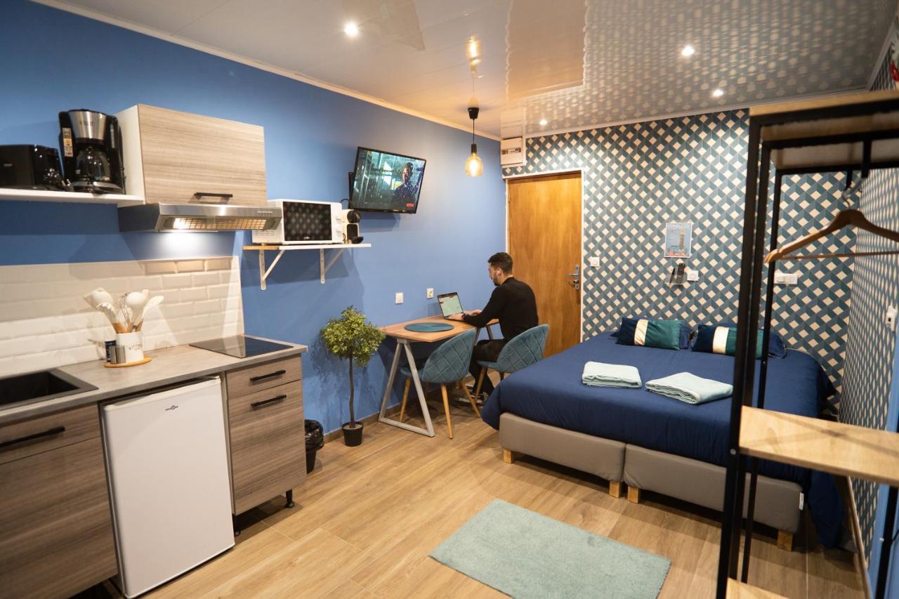 Capstay Color Valenciennes & Netflix Trith-Saint-Leger Bagian luar foto