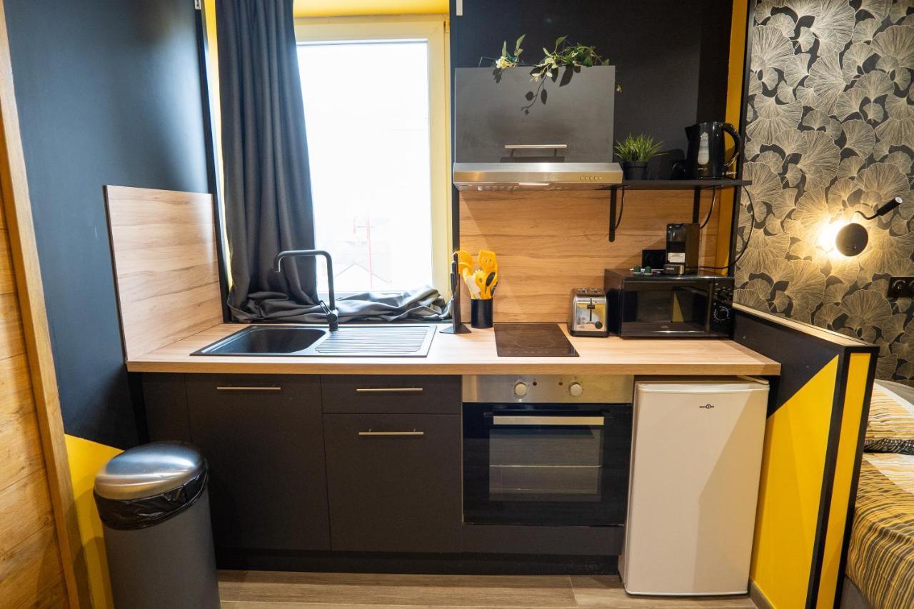 Capstay Color Valenciennes & Netflix Trith-Saint-Leger Bagian luar foto