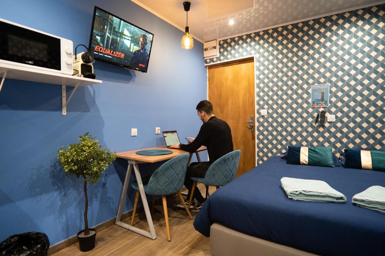 Capstay Color Valenciennes & Netflix Trith-Saint-Leger Bagian luar foto