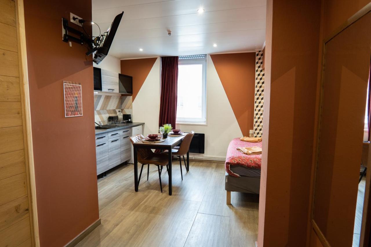 Capstay Color Valenciennes & Netflix Trith-Saint-Leger Bagian luar foto