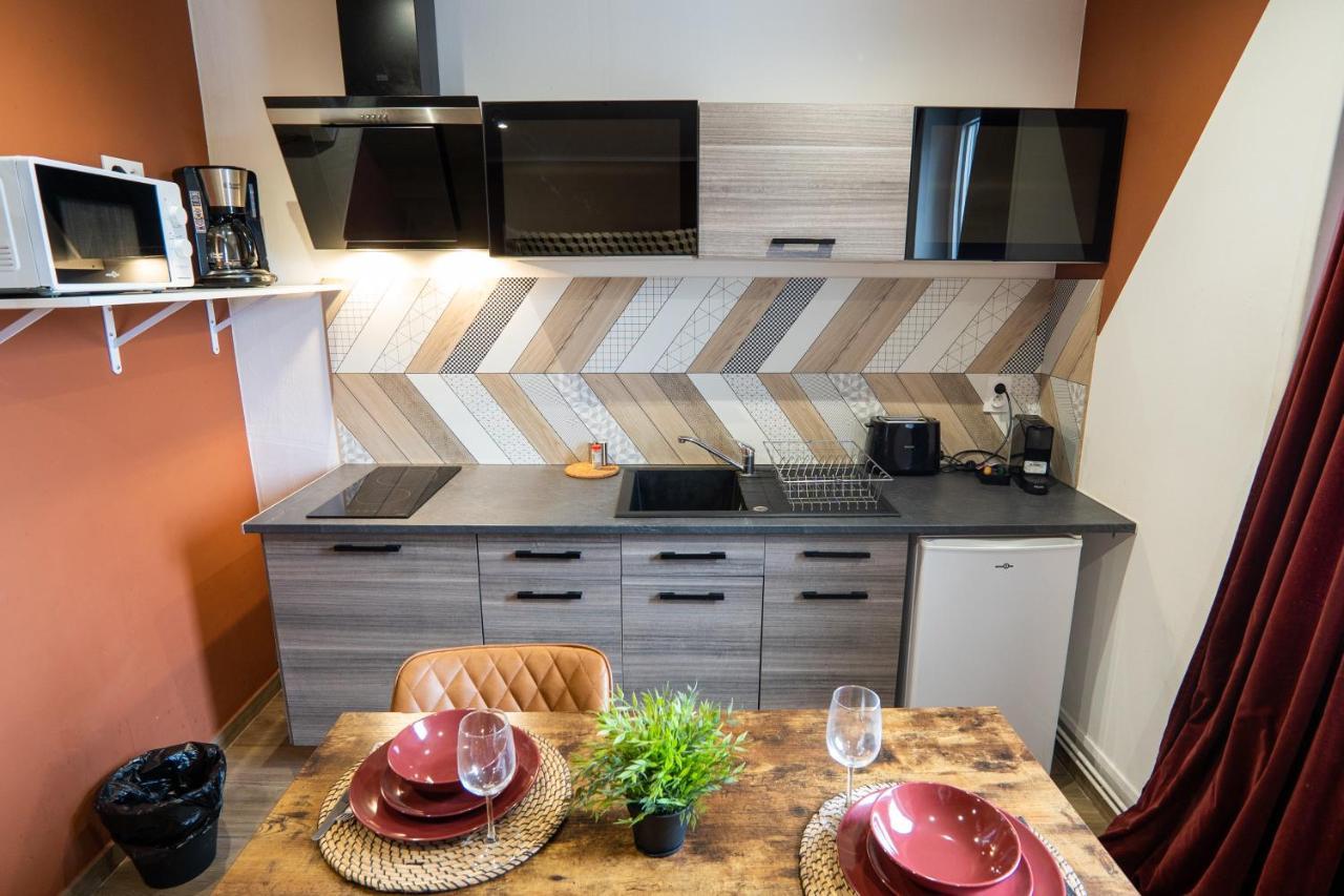 Capstay Color Valenciennes & Netflix Trith-Saint-Leger Bagian luar foto