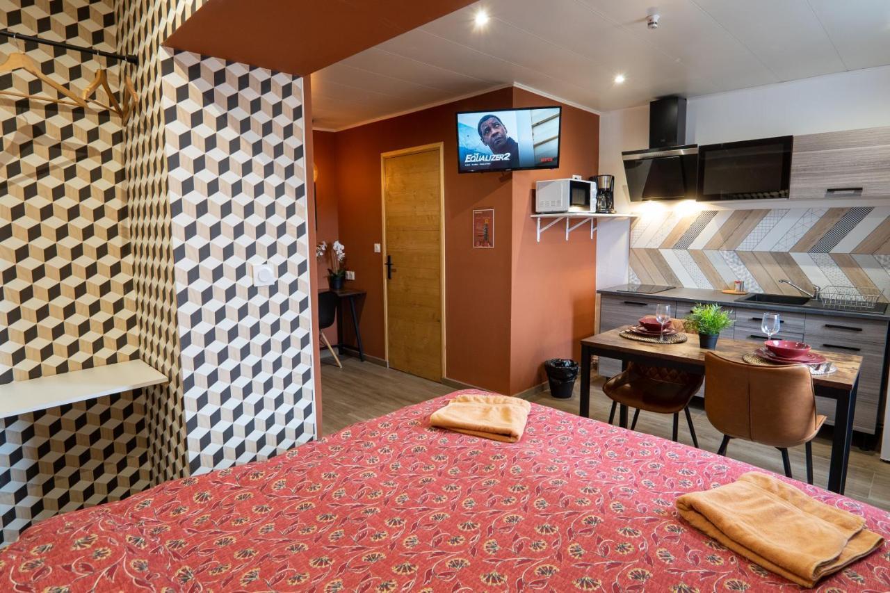 Capstay Color Valenciennes & Netflix Trith-Saint-Leger Bagian luar foto